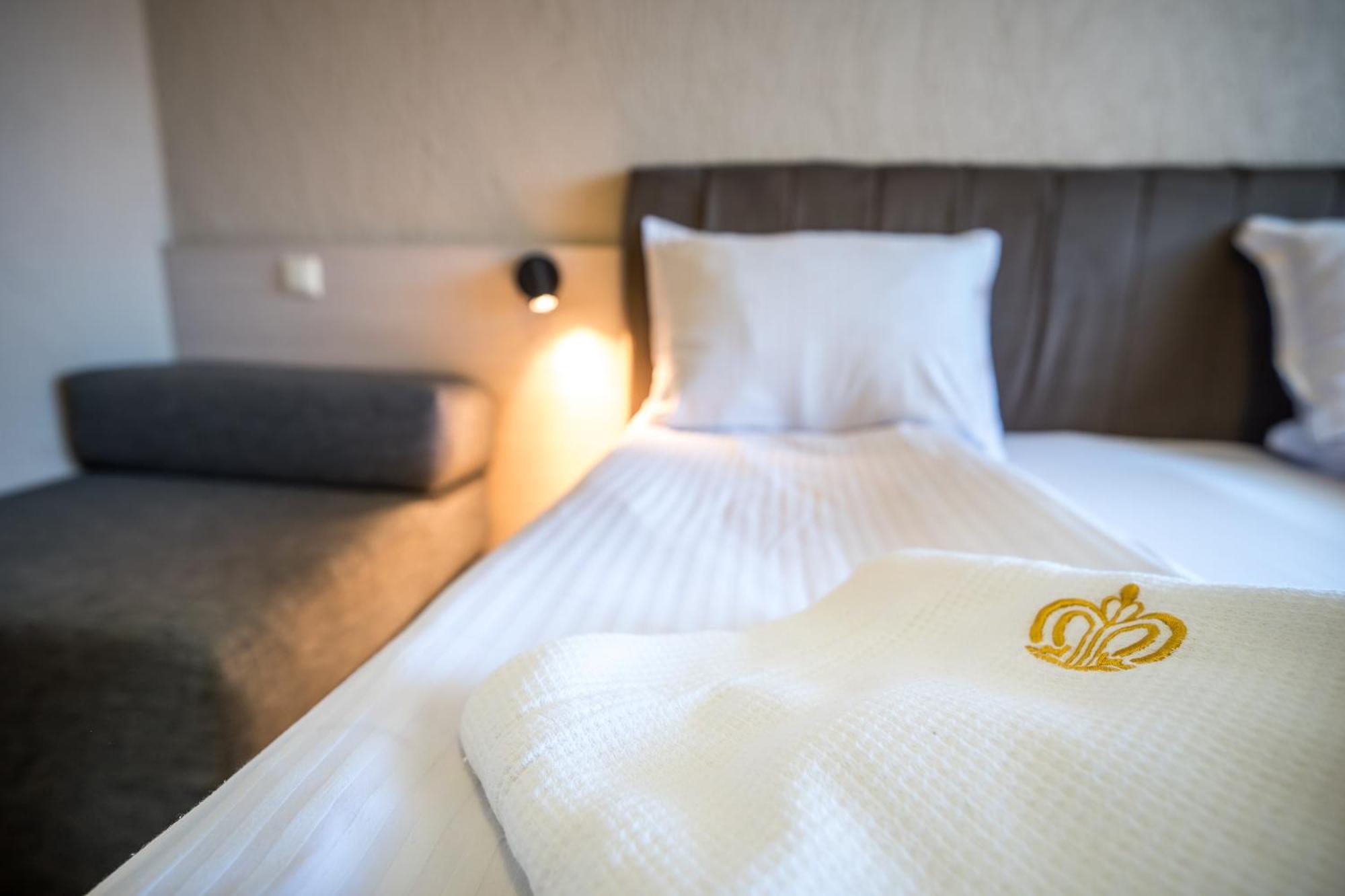 Hotel Royal Bath Banya  Luaran gambar