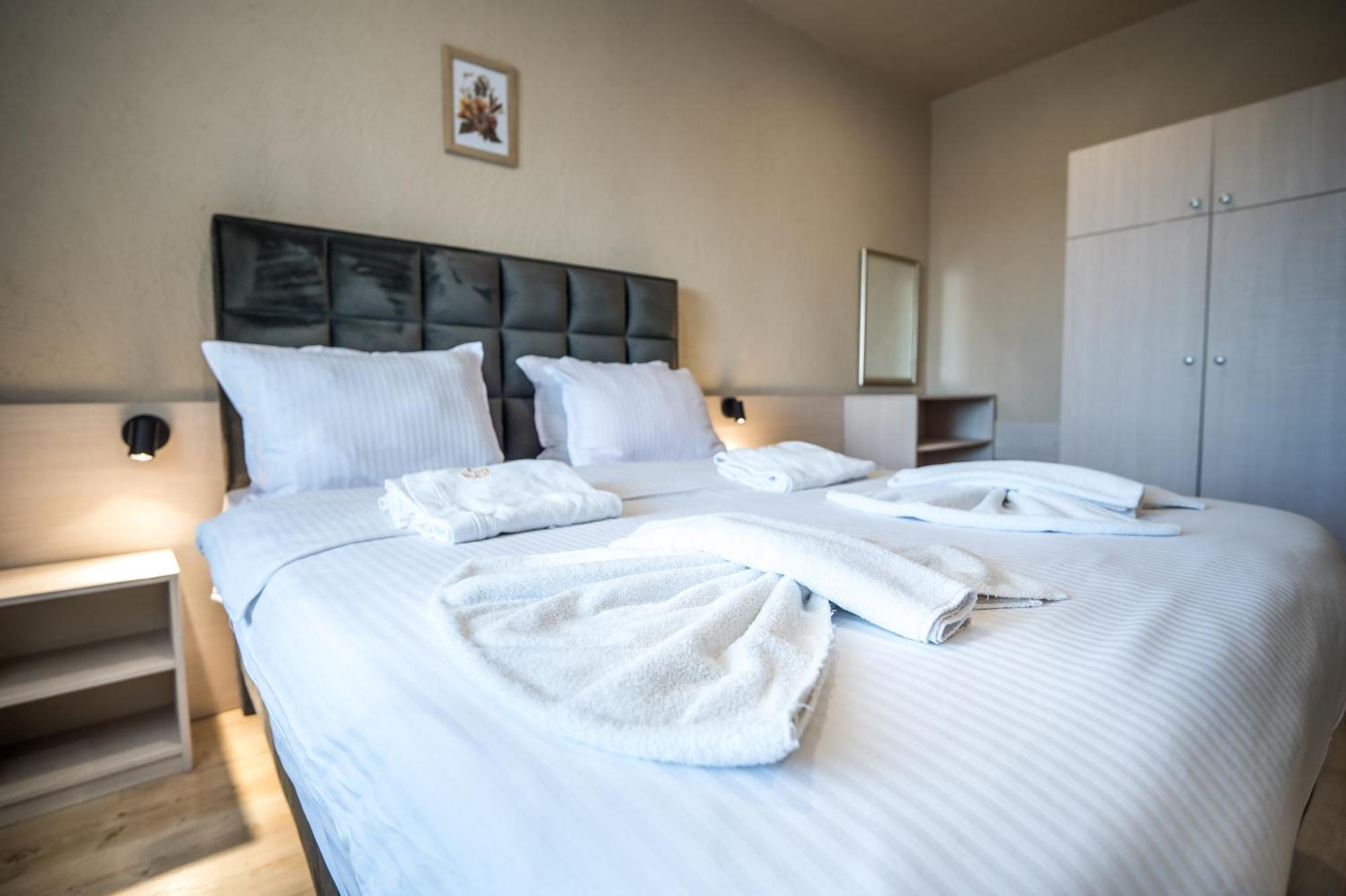Hotel Royal Bath Banya  Luaran gambar