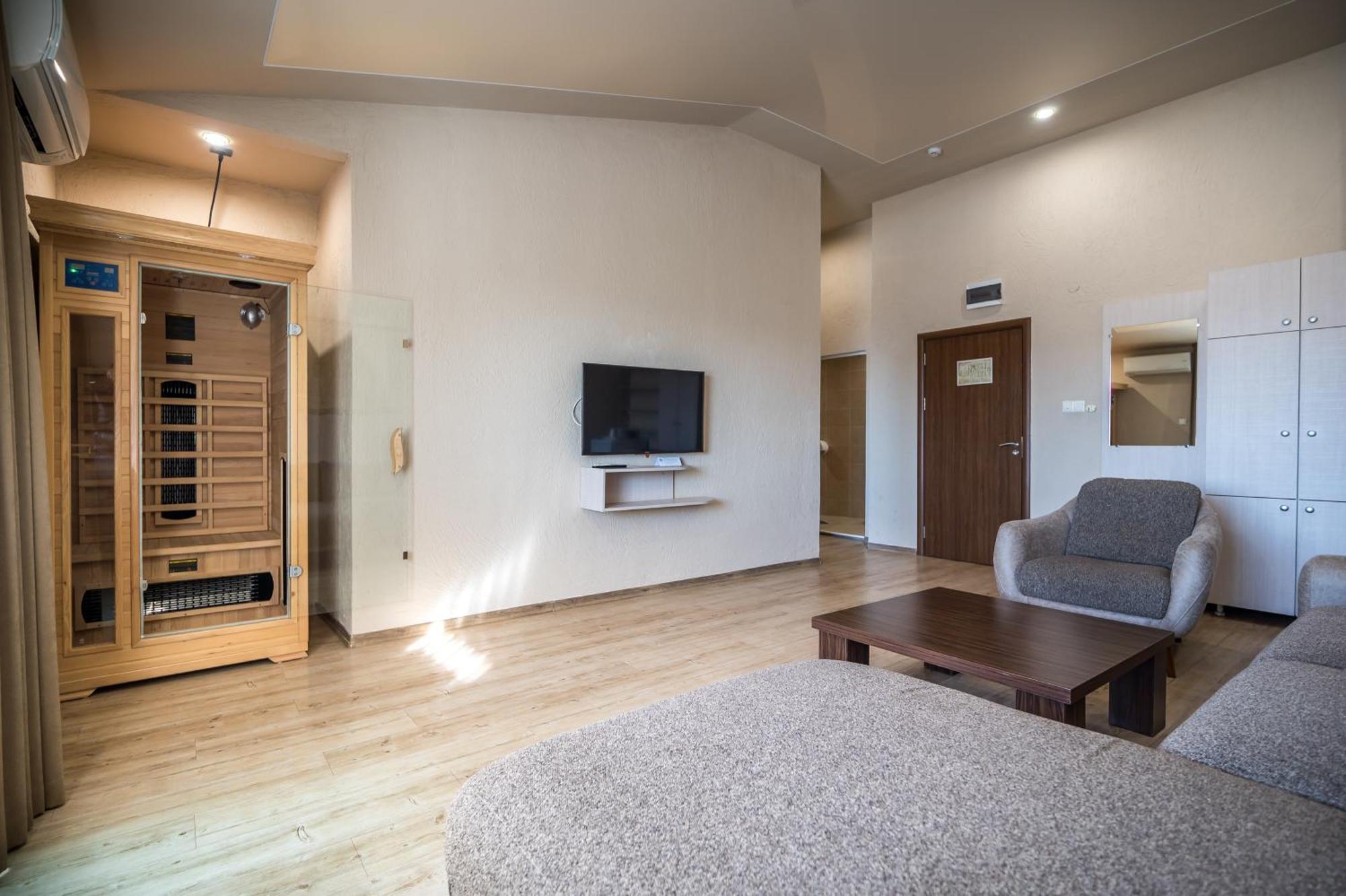Hotel Royal Bath Banya  Luaran gambar