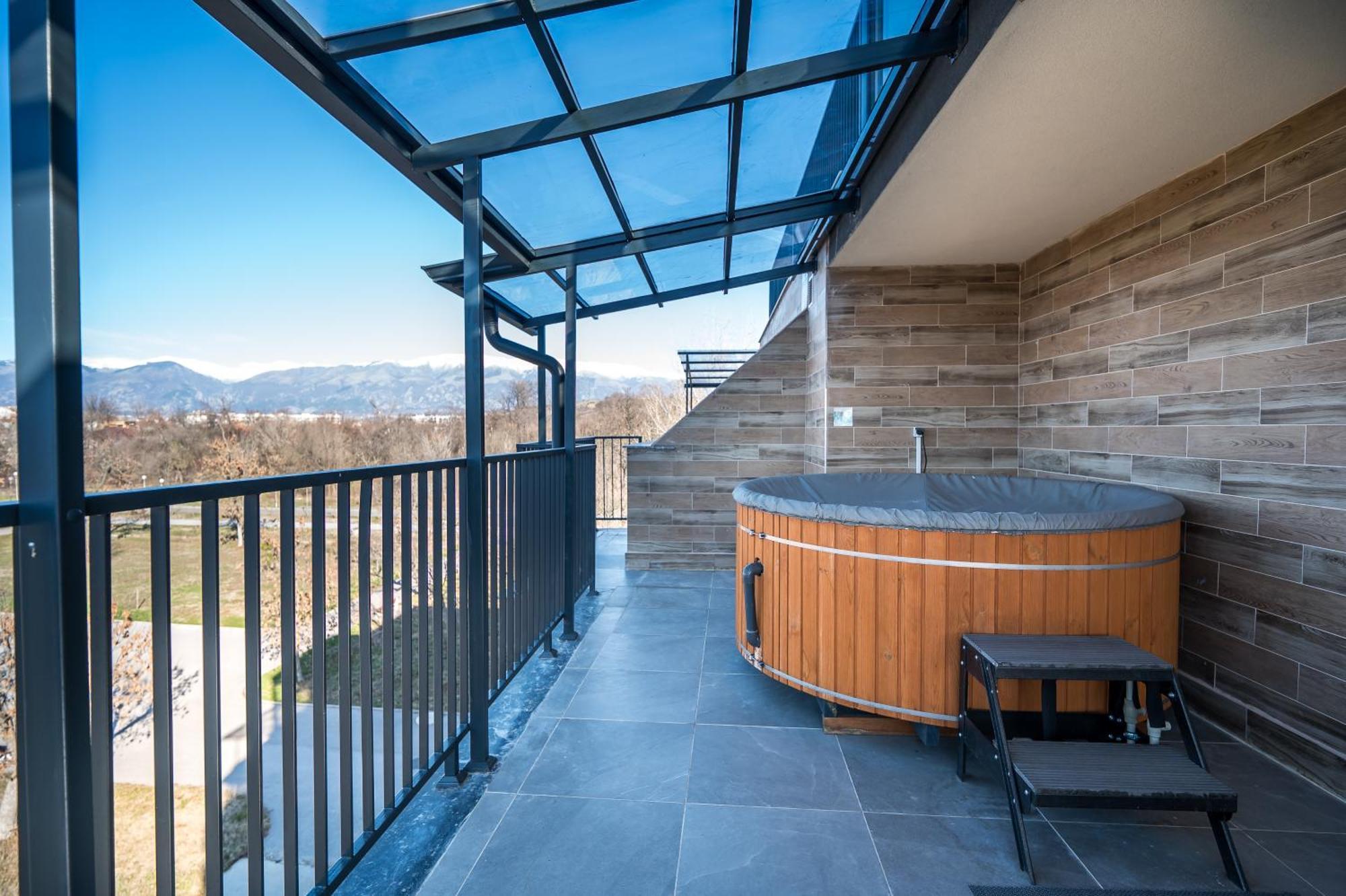Hotel Royal Bath Banya  Luaran gambar